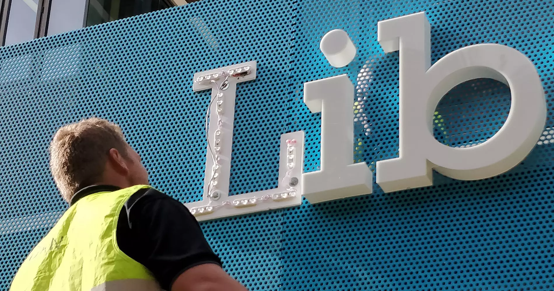 Effective Business Signage Strategies